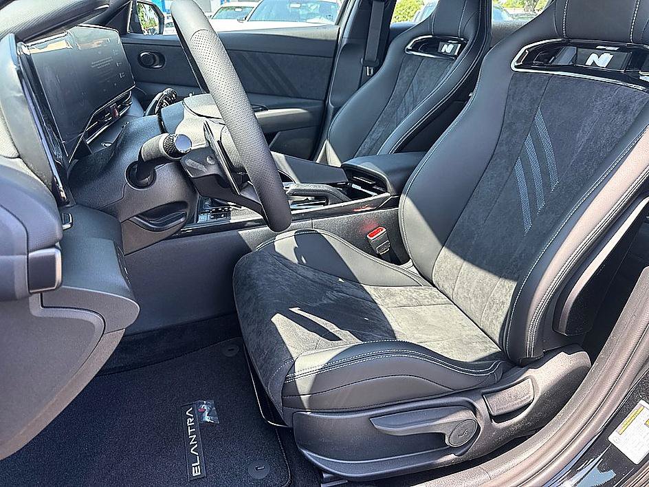 New 2026 Hyundai Elantra N FWD image 9