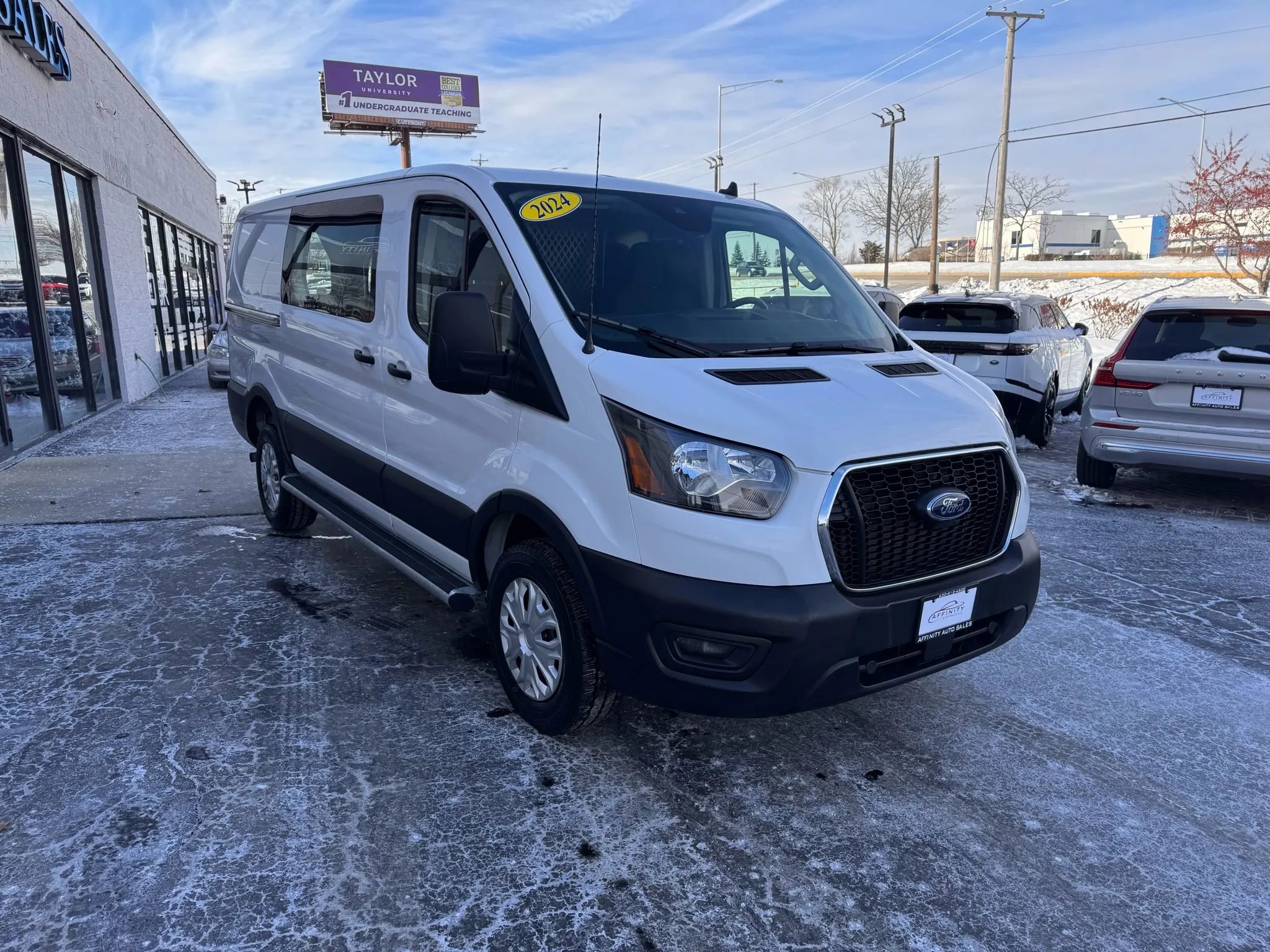 Used 2024 Ford Transit 250 Low Roof w/ Exterior Upgrade Package image 7