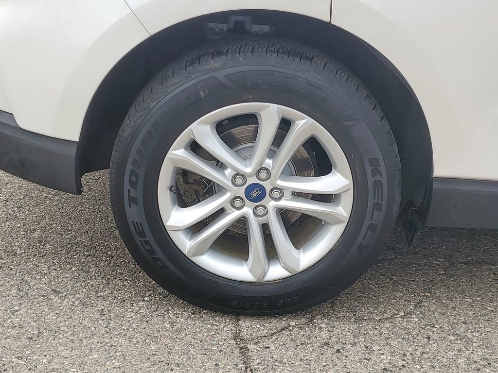 Used 2019 Ford Edge SEL w/ Equipment Group 201A image 5