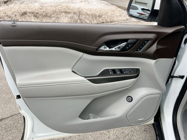 Used 2022 GMC Acadia SLT w/ Preferred Package image 23