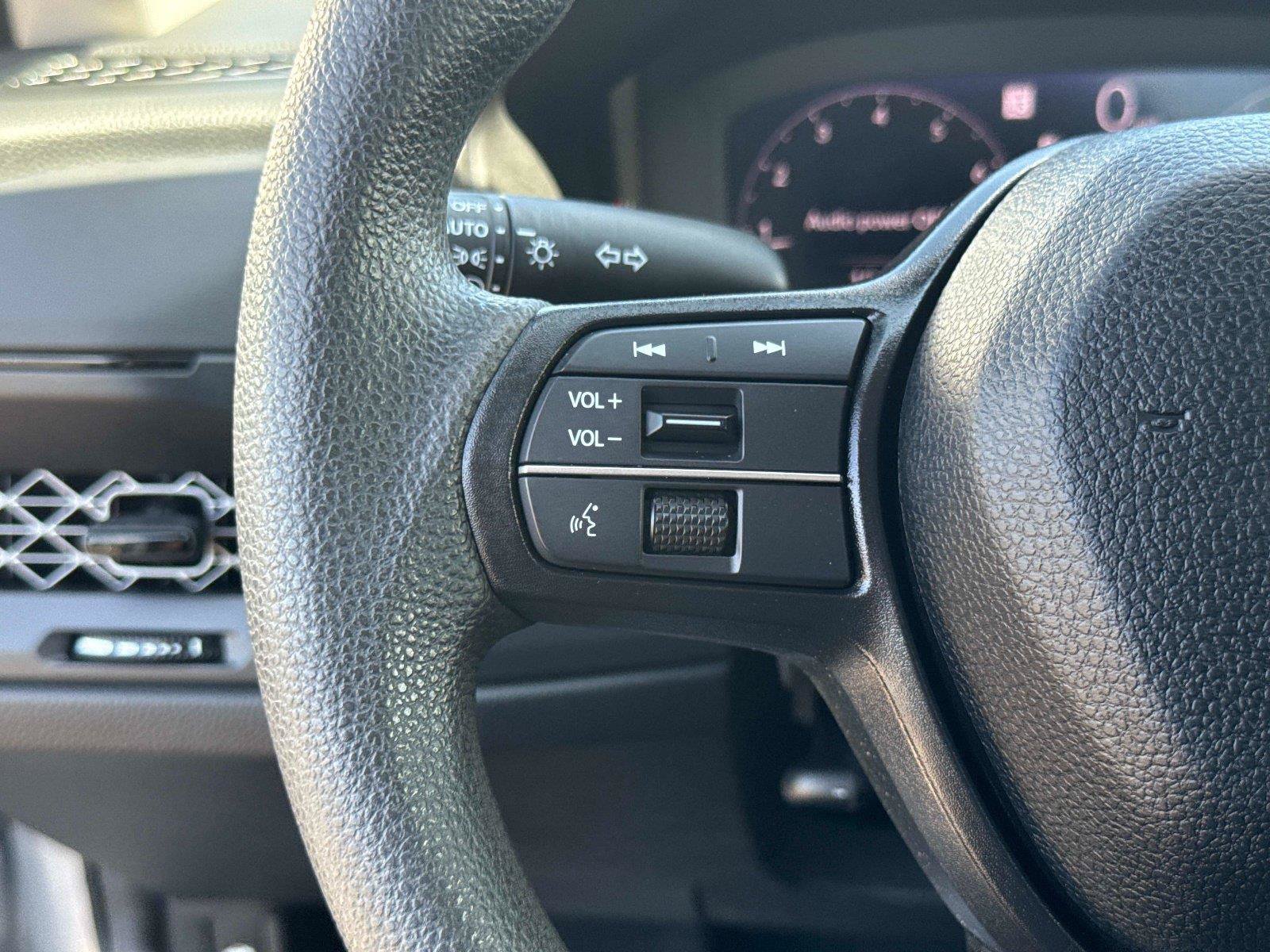 Certified 2024 Honda Accord LX image 28