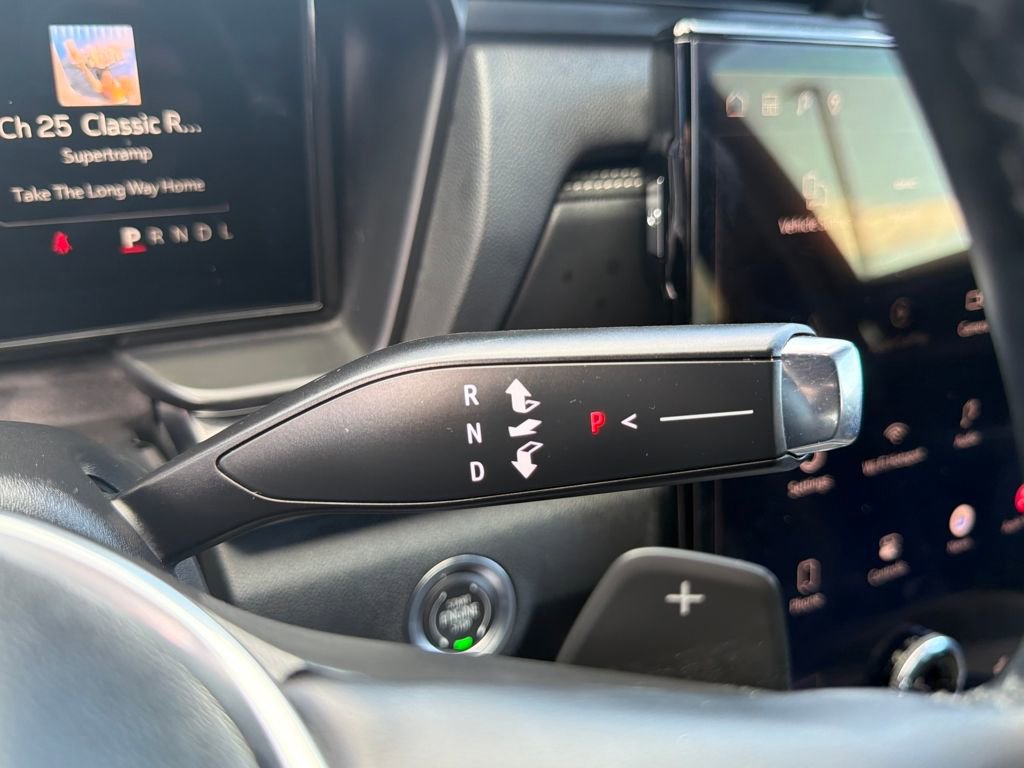 Used 2025 GMC Terrain Elevation image 22