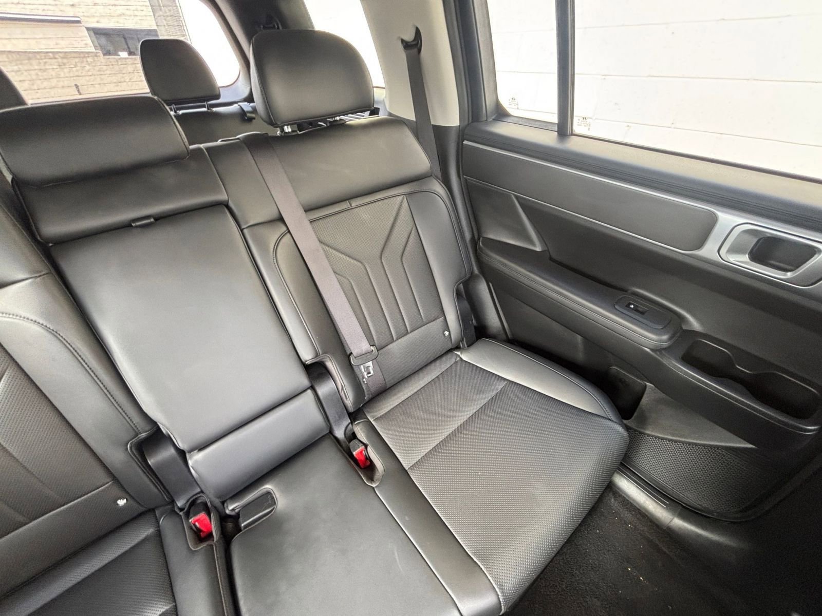 Used 2025 Hyundai Santa Fe SEL image 38