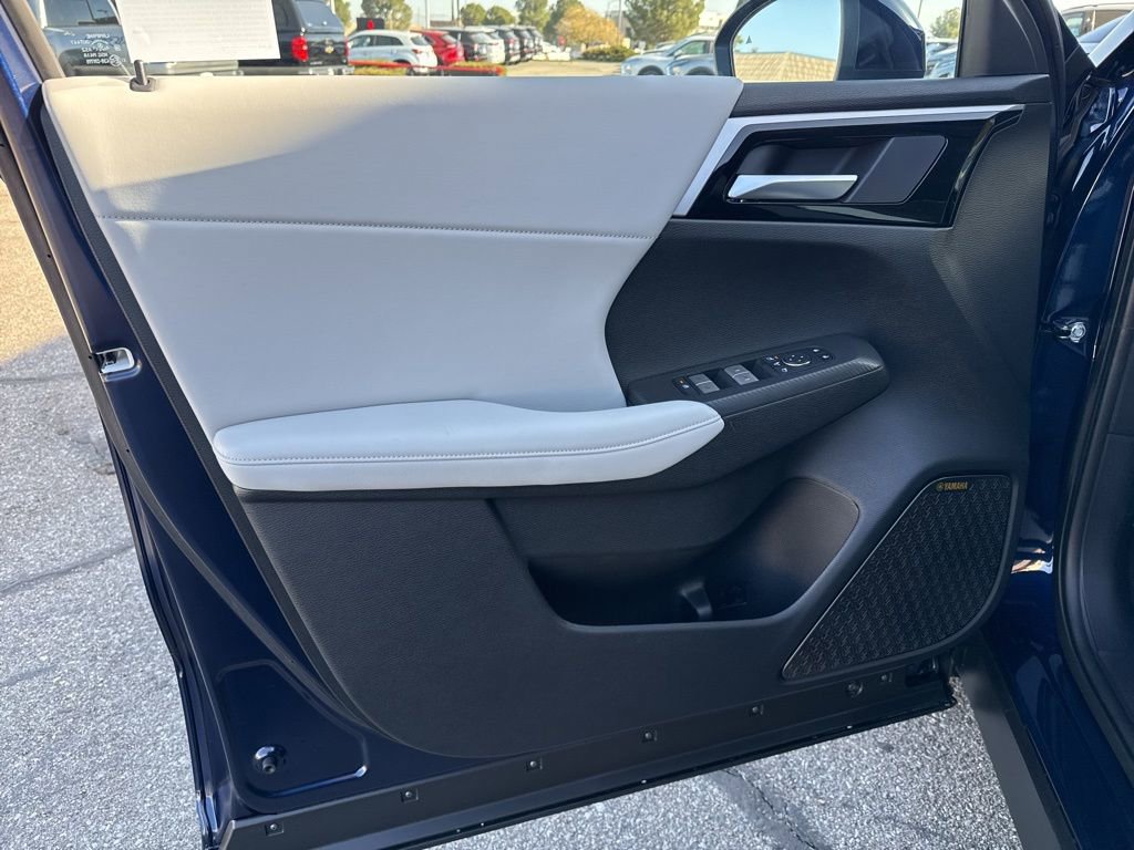 New 2026 Mitsubishi Outlander SE FWD image 28