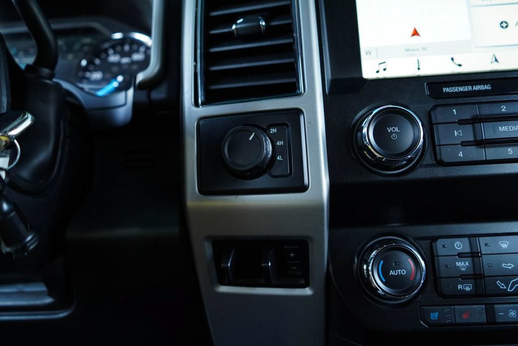 Used 2019 Ford F250 Lariat w/ Lariat Value Package AWD/4WD image 30