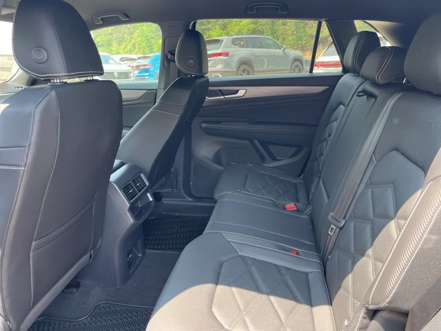 New 2026 Volkswagen Atlas Cross Sport SE FWD image 12