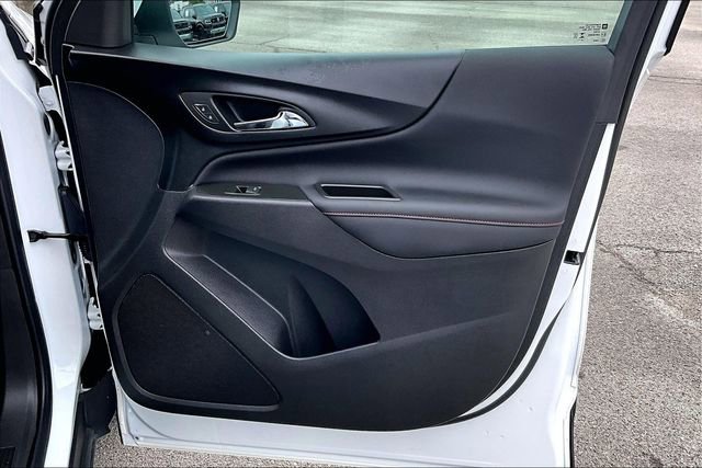 Used 2024 Chevrolet Equinox RS FWD image 27