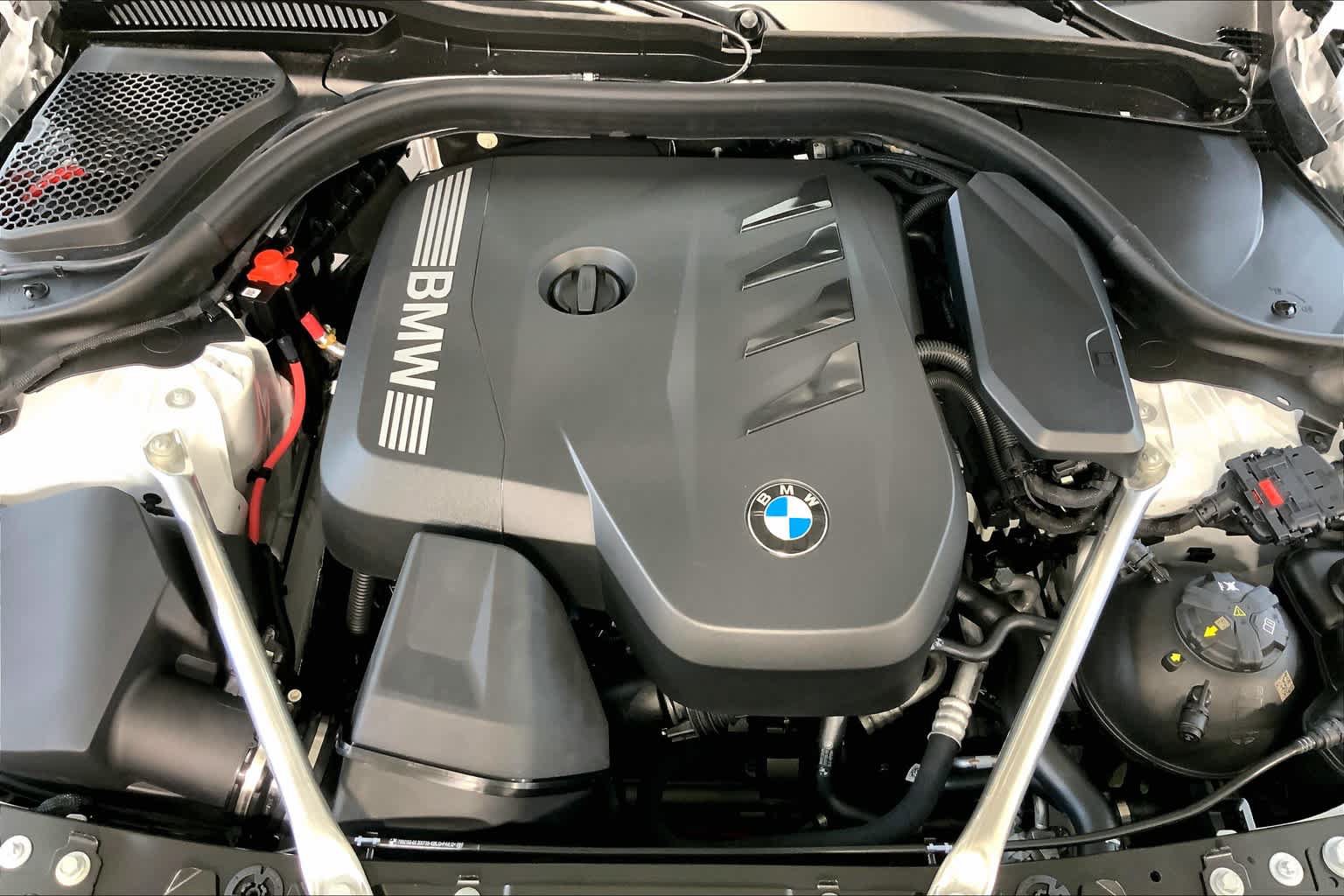 New 2024 BMW 530i xDrive w/ M Sport Package AWD/4WD image 17
