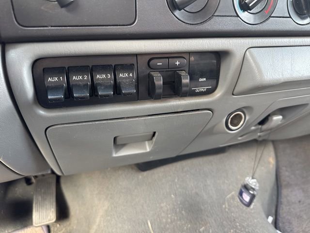 Used 2005 Ford F250 XLT AWD/4WD image 18