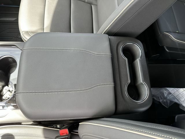New 2026 GMC Yukon XL Elevation AWD/4WD image 25