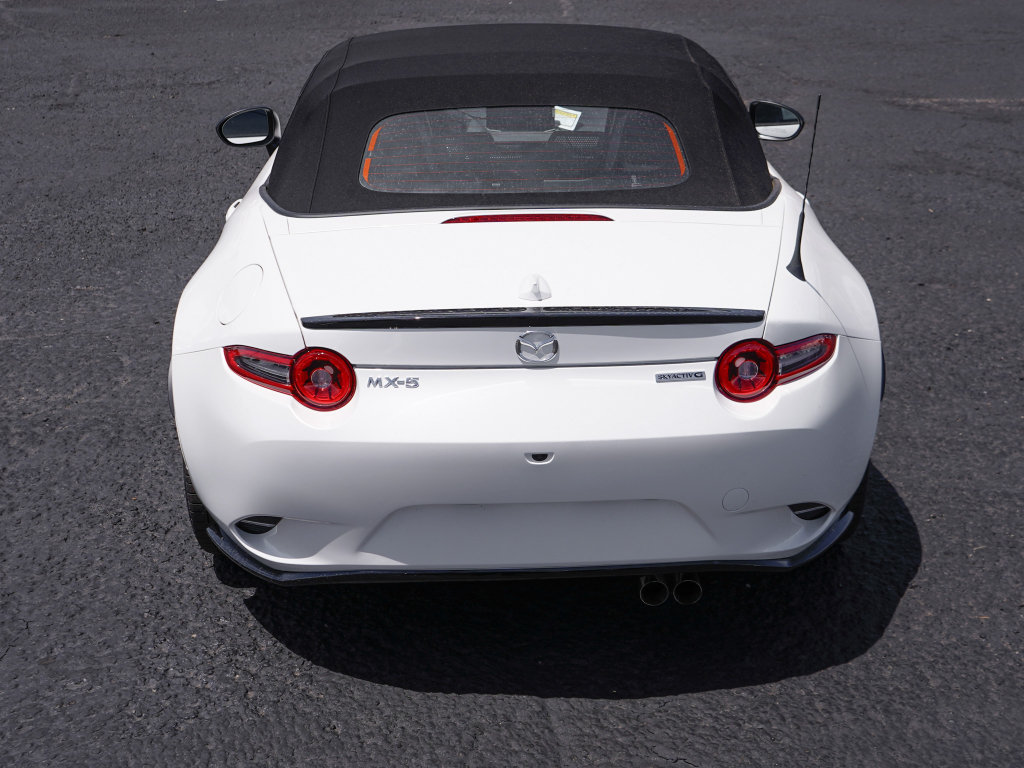 New 2026 MAZDA MX-5 Miata Club w/ Appearance Package RWD image 12