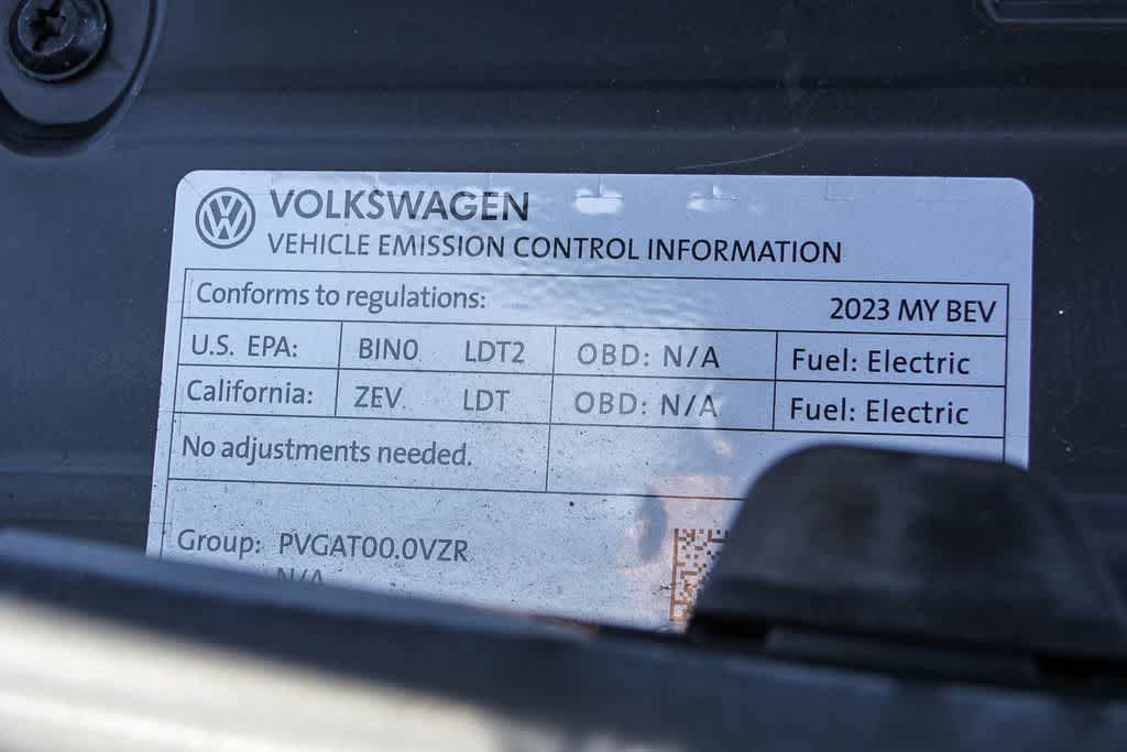 Used 2023 Volkswagen ID.4 Pro S RWD image 28