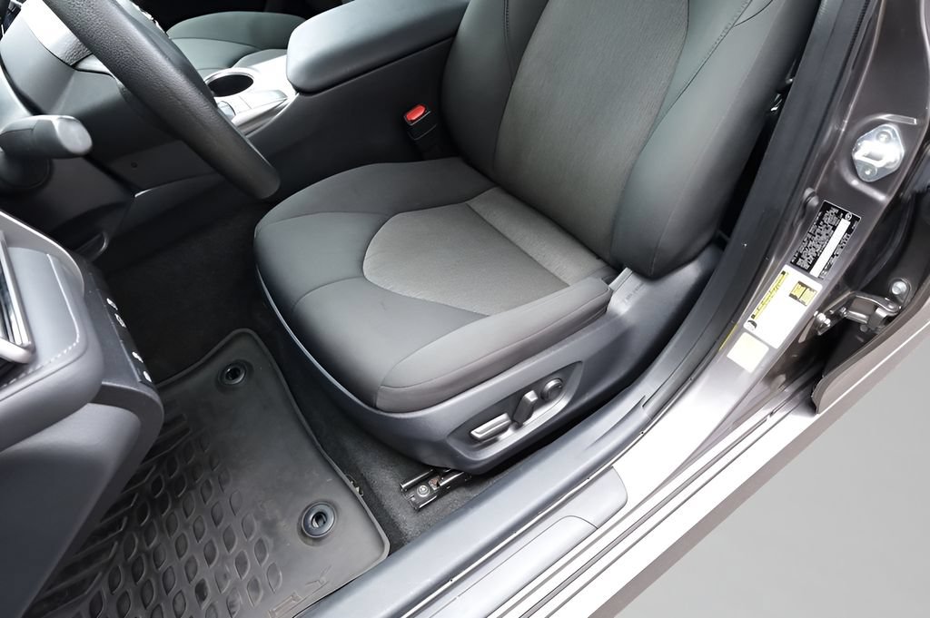 Certified 2023 Toyota Camry LE FWD image 20
