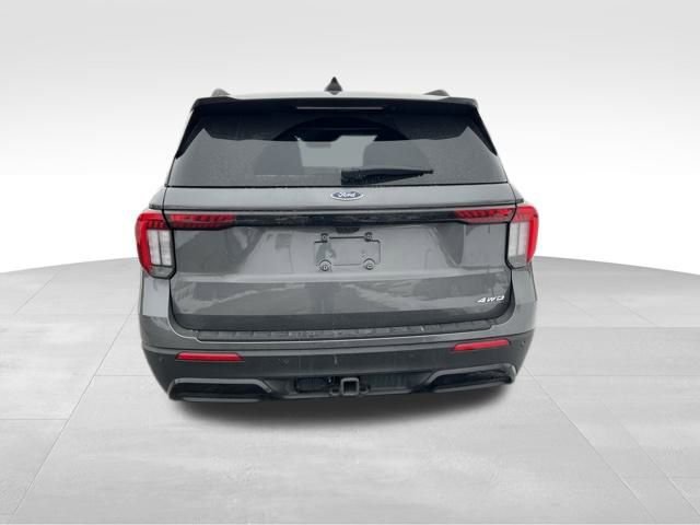 Used 2025 Ford Explorer ST-Line image 6
