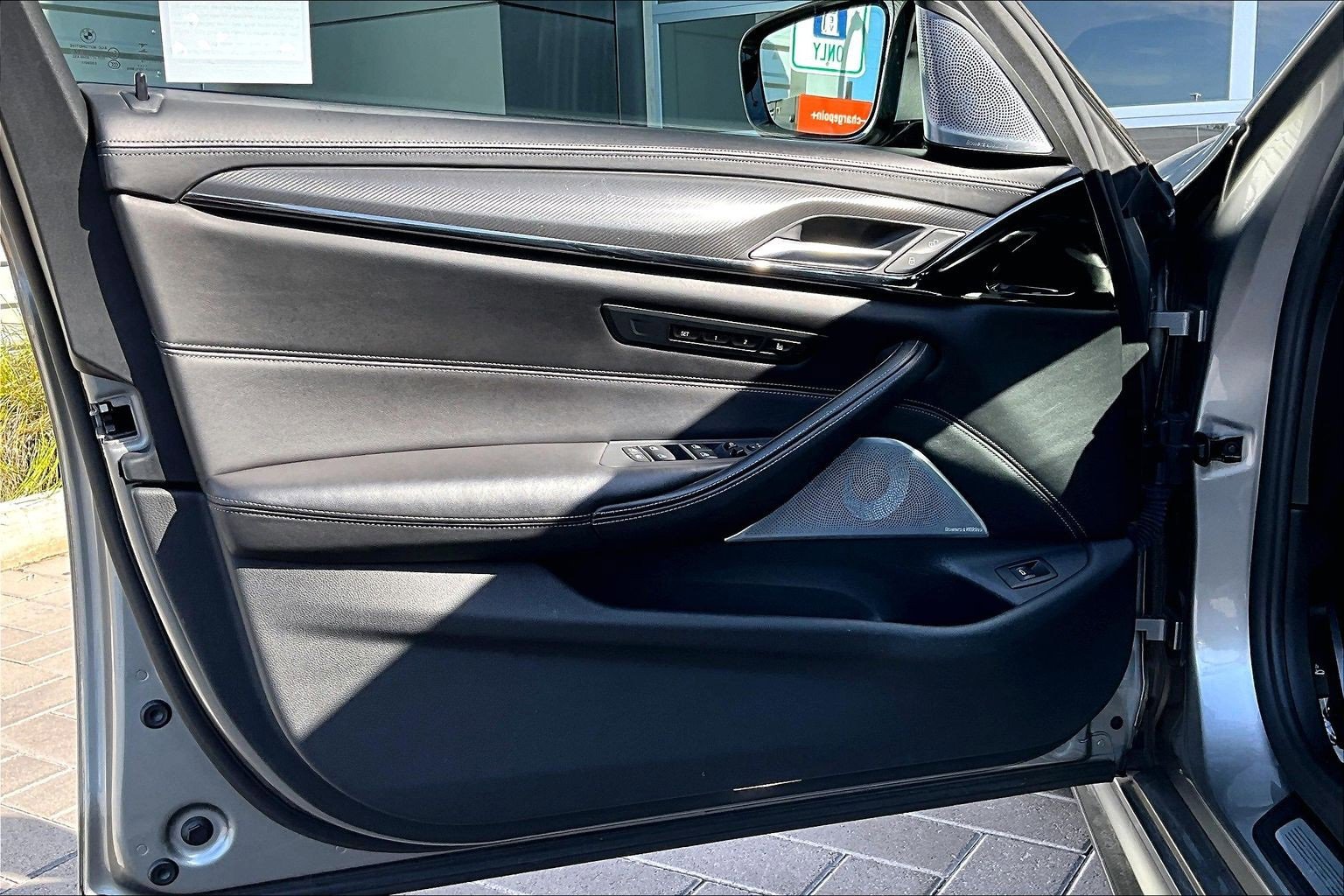 Used 2018 BMW M5 w/ Executive Package image 23