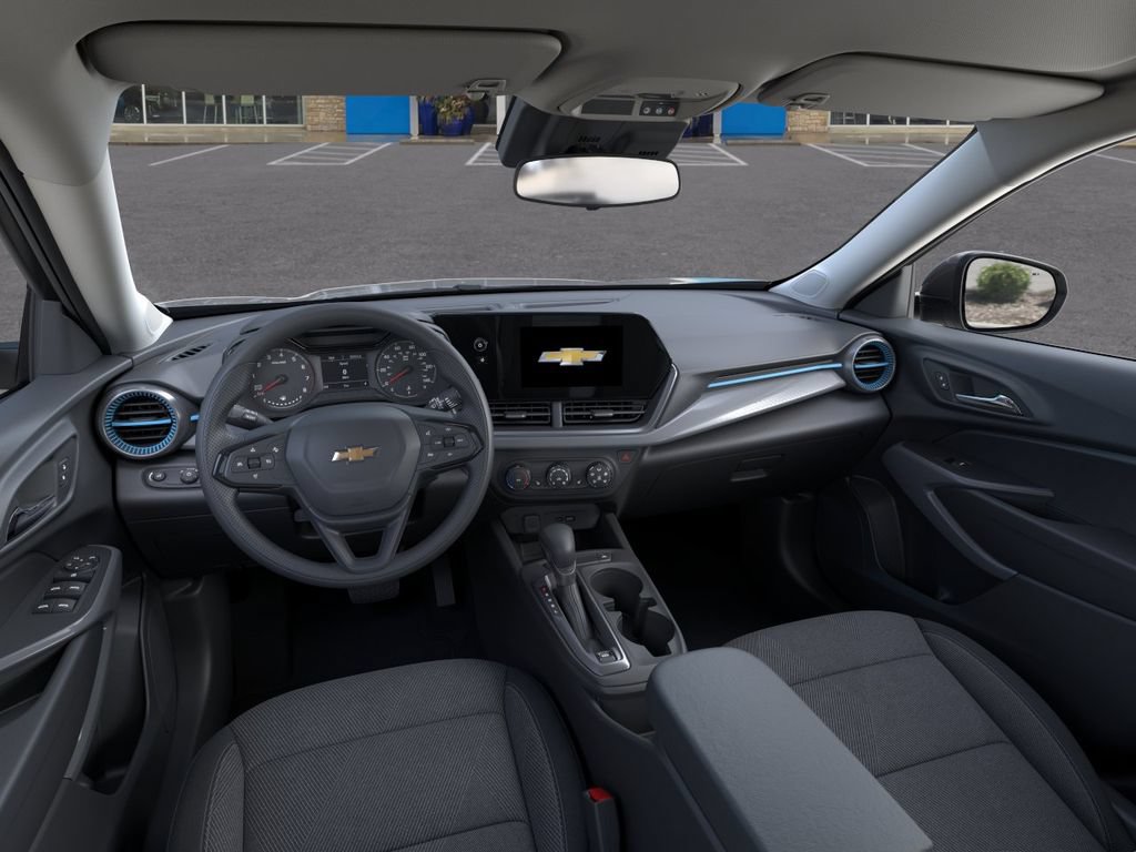 New 2026 Chevrolet Trax LS w/ LS Convenience Package FWD image 15