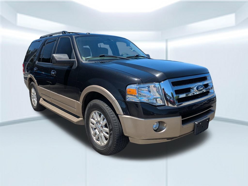 Used 2013 Ford Expedition XLT RWD image 3