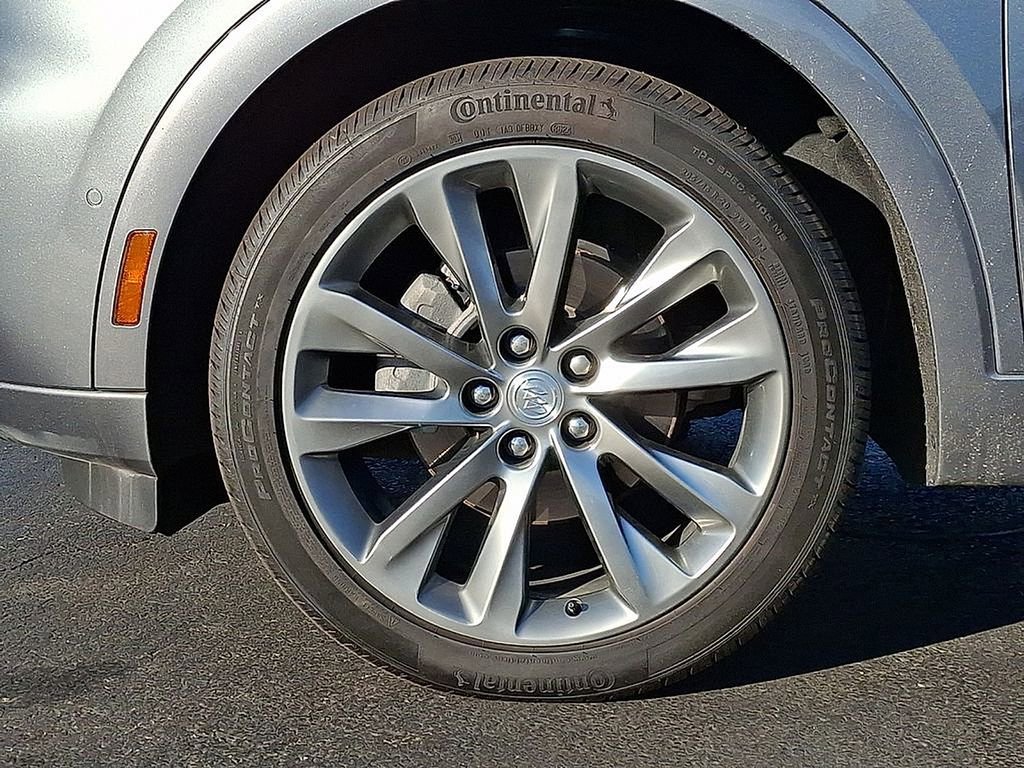 Used 2021 Buick Envision Avenir w/ Technology Package II image 8