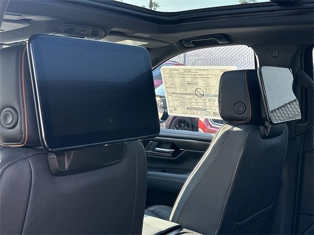 New 2026 GMC Yukon XL AT4 w/ AT4 Premium Plus Package image 28