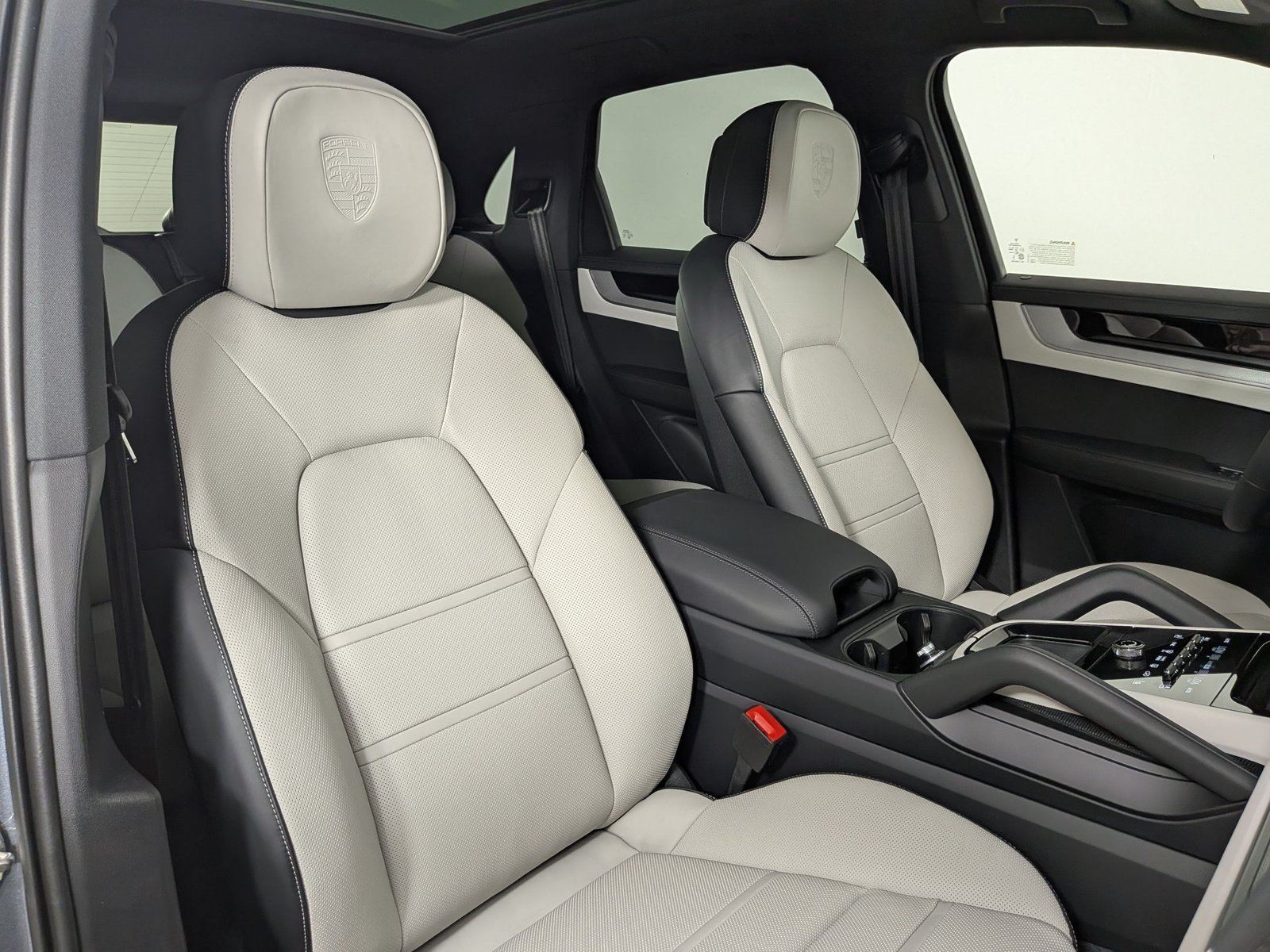 New 2026 Porsche Cayenne S AWD/4WD image 23