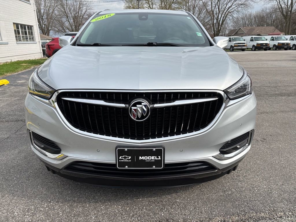 Used 2018 Buick Enclave Premium FWD image 2