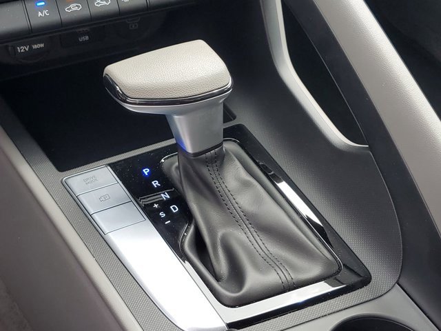 Used 2024 Hyundai Elantra SE image 26