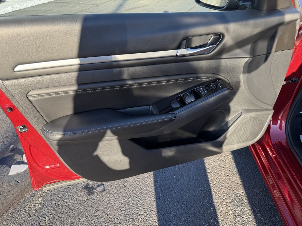 Used 2023 Nissan Altima 2.5 SL image 18