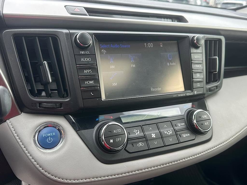 Certified 2018 Toyota RAV4 XLE w/ Protection Package image 25