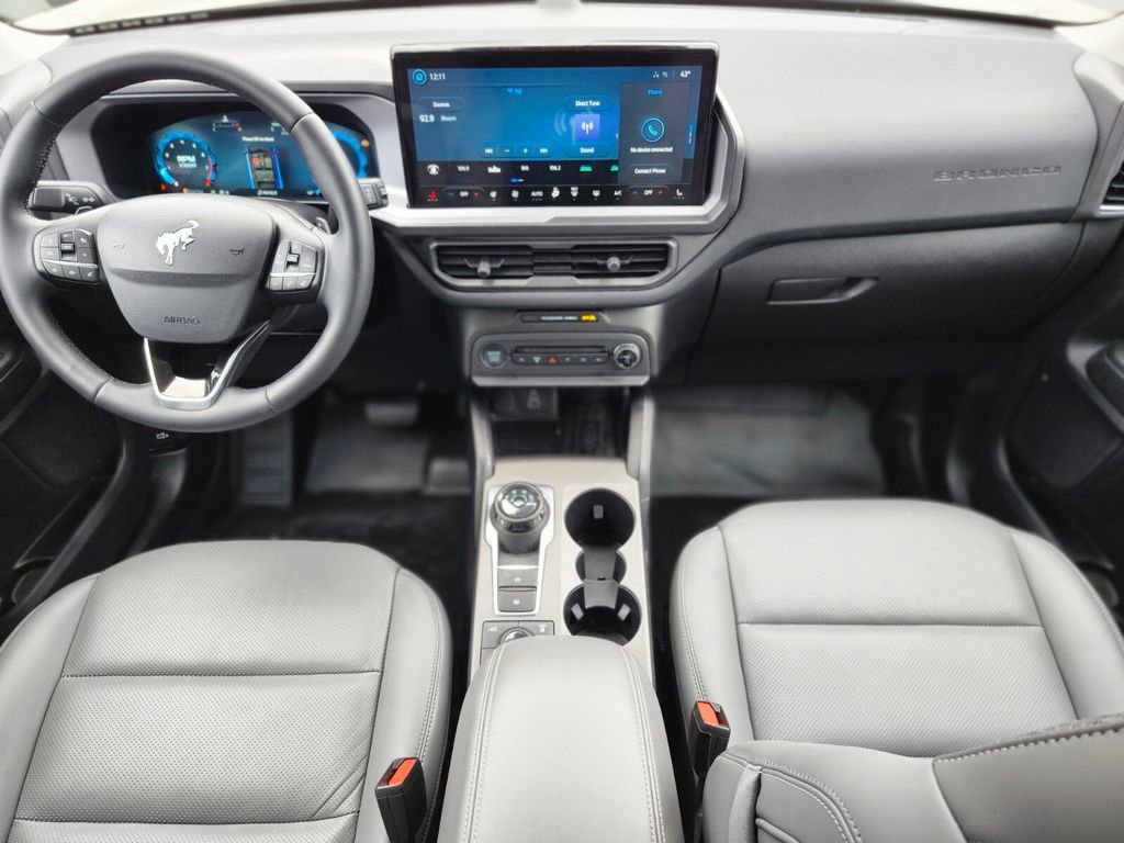 Used 2025 Ford Bronco Sport Badlands image 12