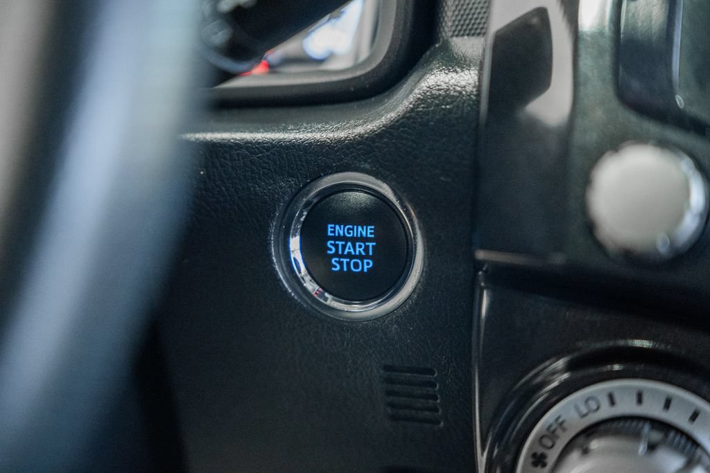 Used 2020 Toyota 4Runner TRD Off-Road Premium w/ Moonroof Package AWD/4WD image 20