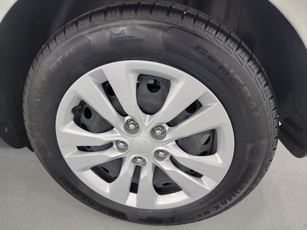 Used 2022 Kia Soul LX FWD image 10