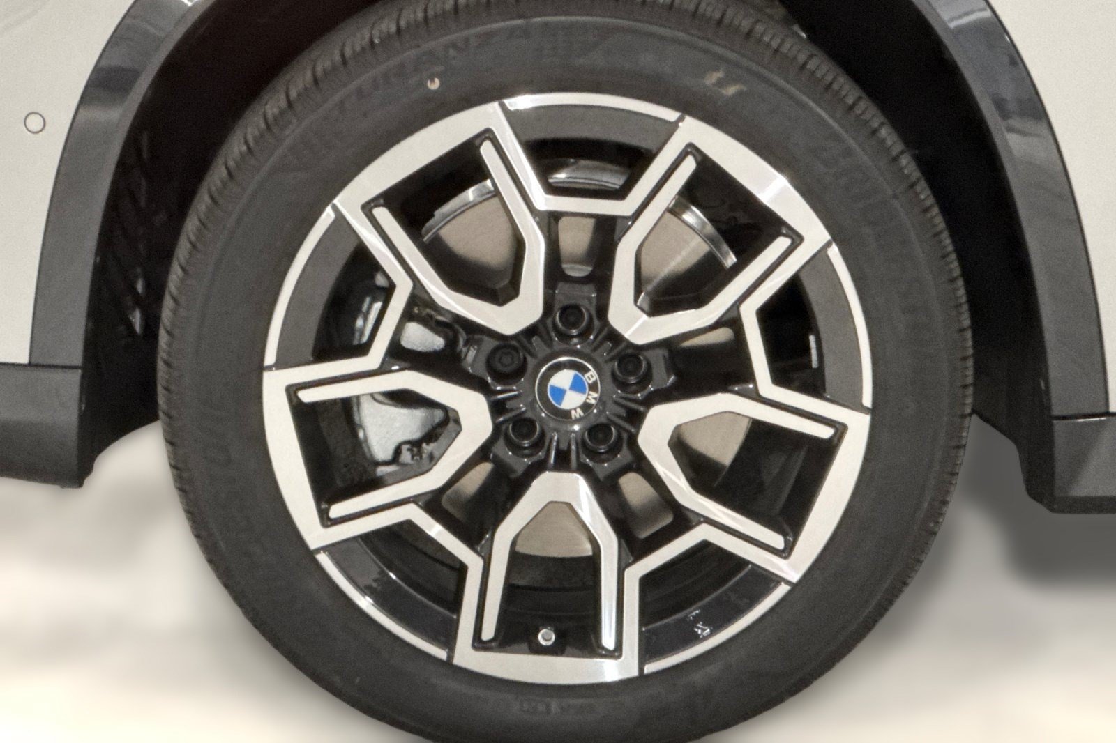New 2026 BMW X1 xDrive28i w/ Technology Package AWD/4WD image 13