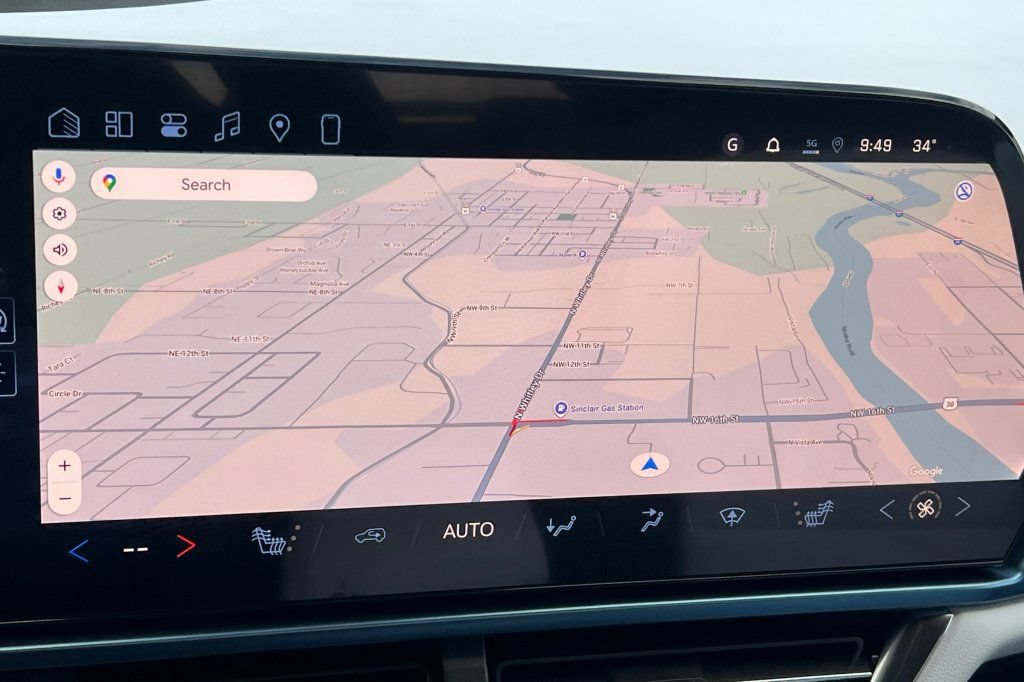 New 2026 Chevrolet Equinox EV LT AWD/4WD image 16