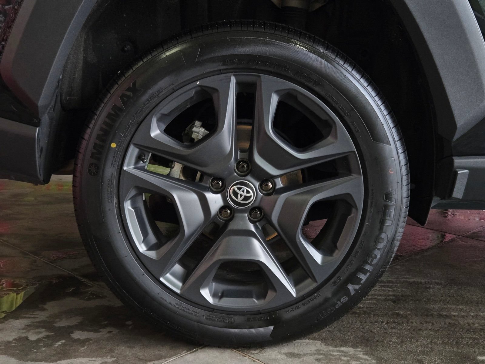 Used 2024 Toyota RAV4 Adventure AWD/4WD image 5
