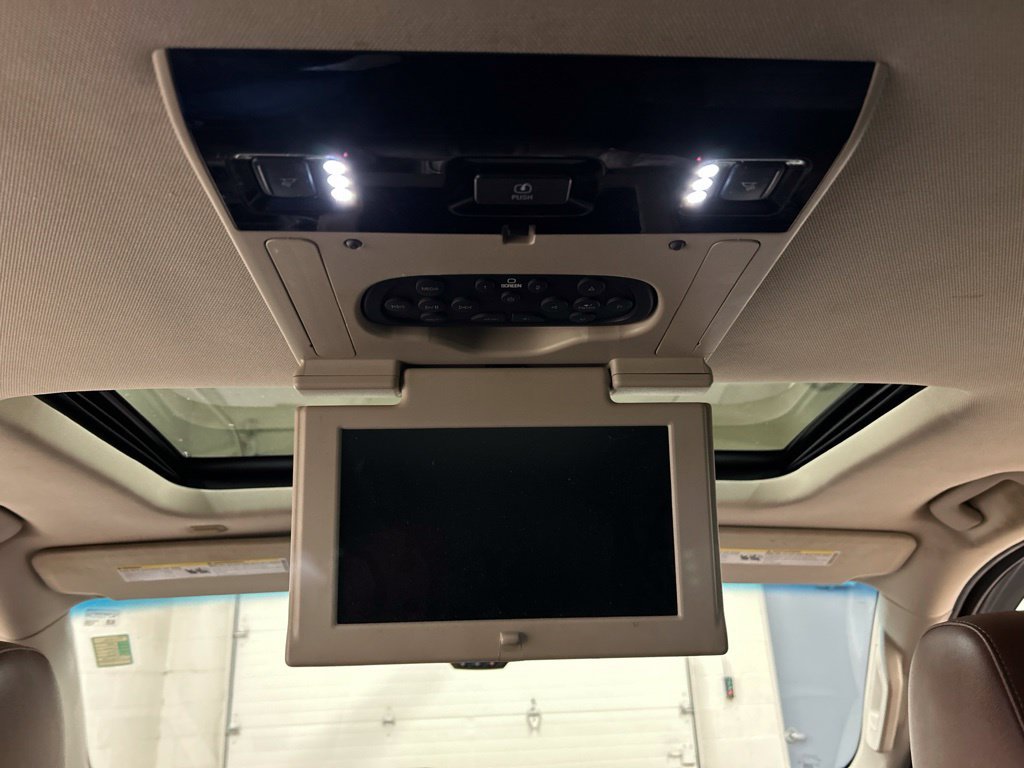 Used 2015 Chevrolet Tahoe LTZ AWD/4WD image 23