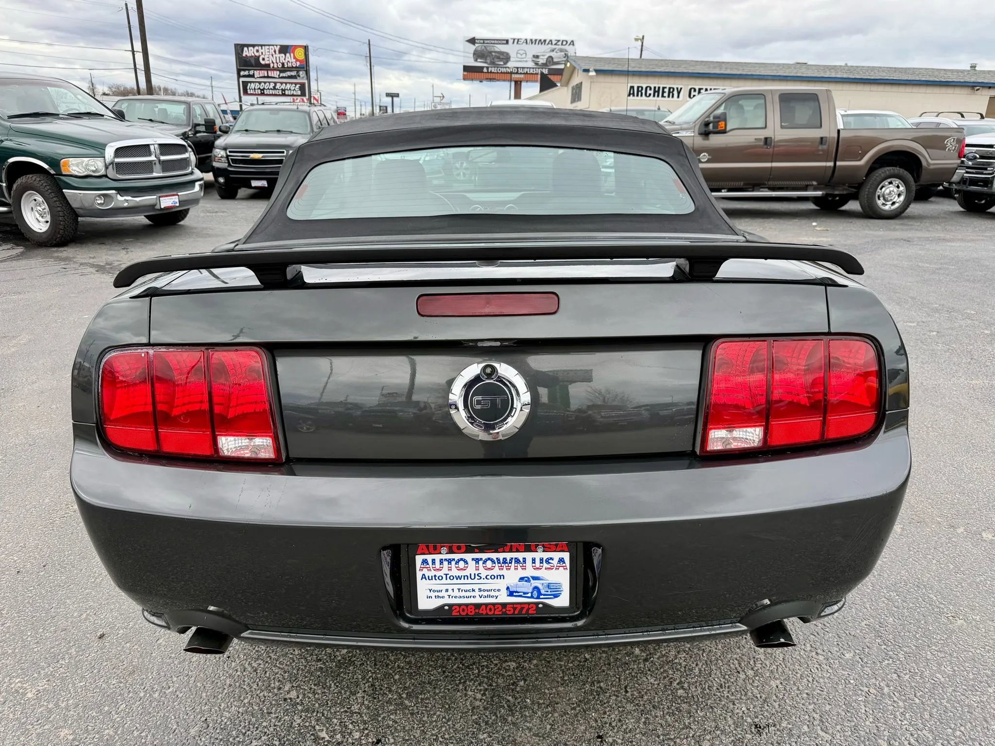 Used 2008 Ford Mustang GT RWD image 4