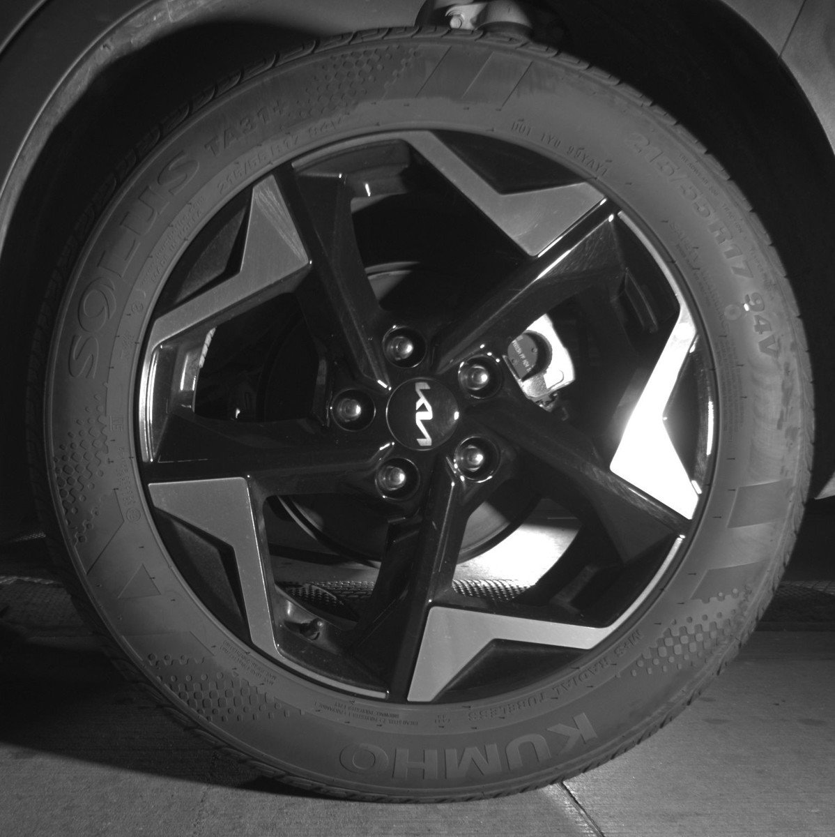 Used 2025 Kia Seltos S image 14