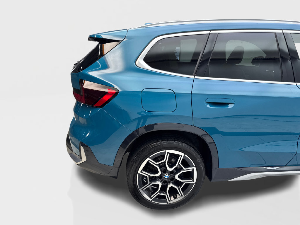 Used 2023 BMW X1 xDrive28i w/ Premium Package AWD/4WD image 18