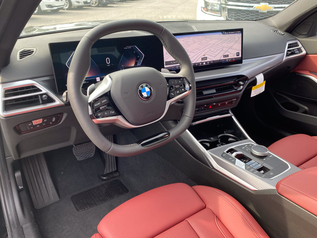 New 2026 BMW 330i xDrive Sedan w/ Convenience Package AWD/4WD image 10