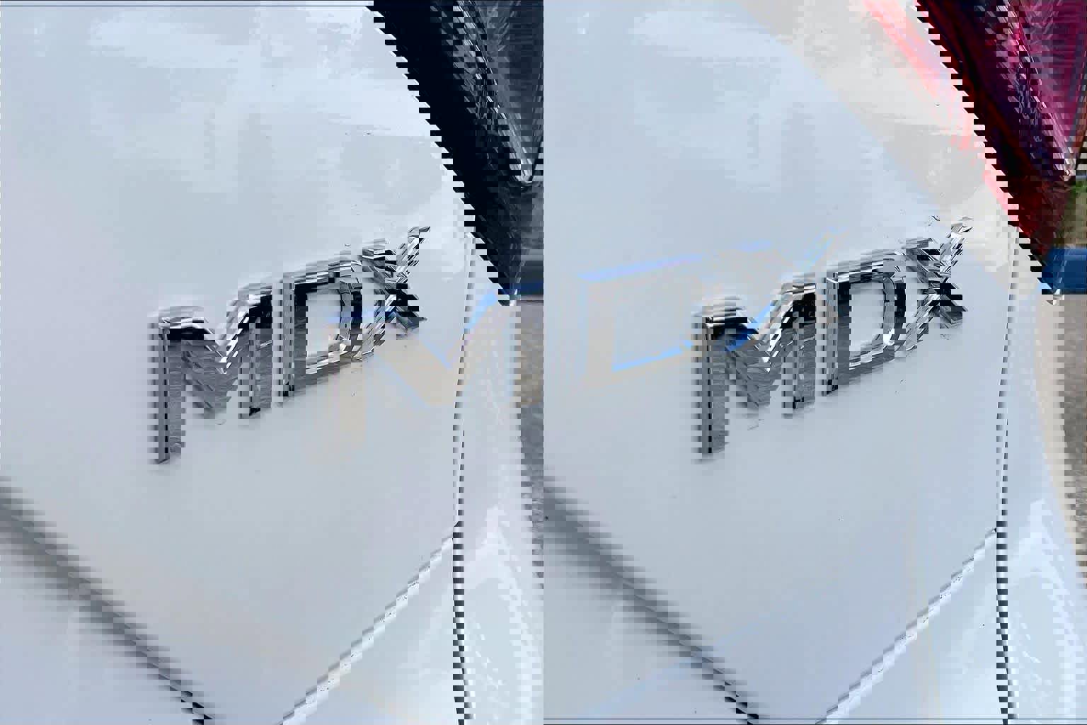 Certified 2025 Acura MDX SH-AWD w/ Technology Package image 28