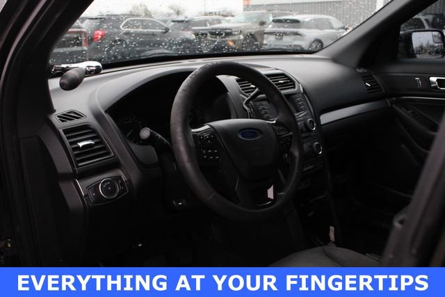 Used 2017 Ford Explorer 4WD Police Interceptor image 2
