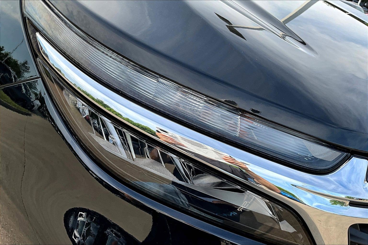 Used 2023 Chevrolet Equinox LS w/ LS Convenience Package FWD image 32