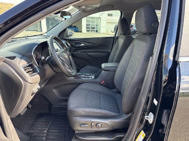Used 2023 Chevrolet Equinox LT AWD/4WD image 17