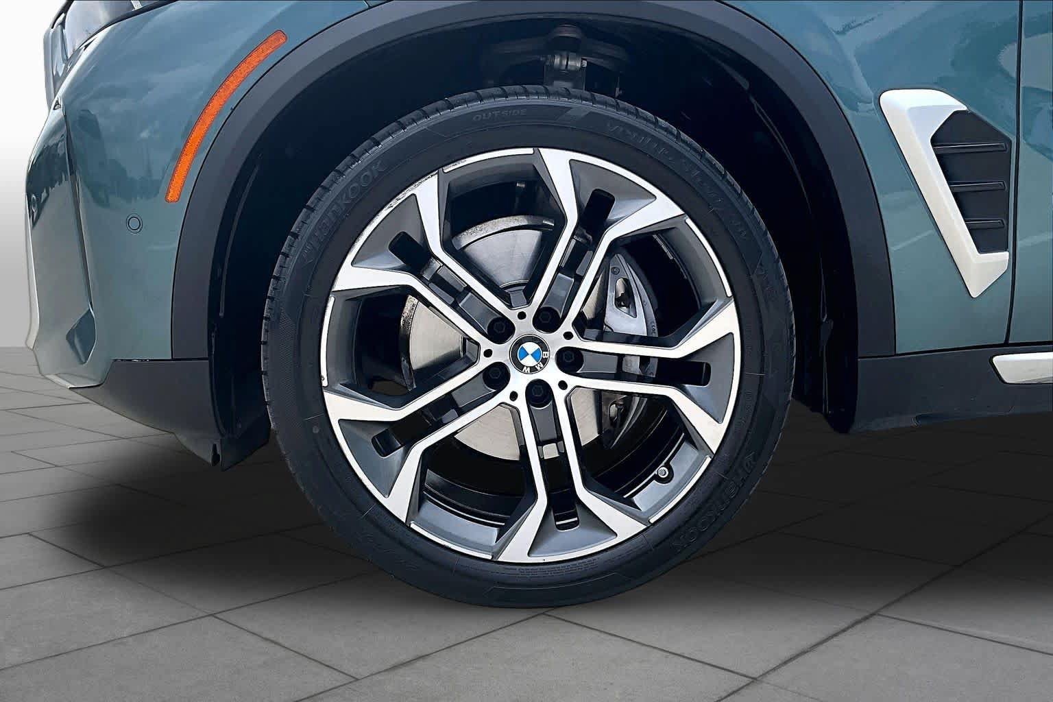 Used 2025 BMW X5 sDrive40i w/ Premium Package RWD image 10