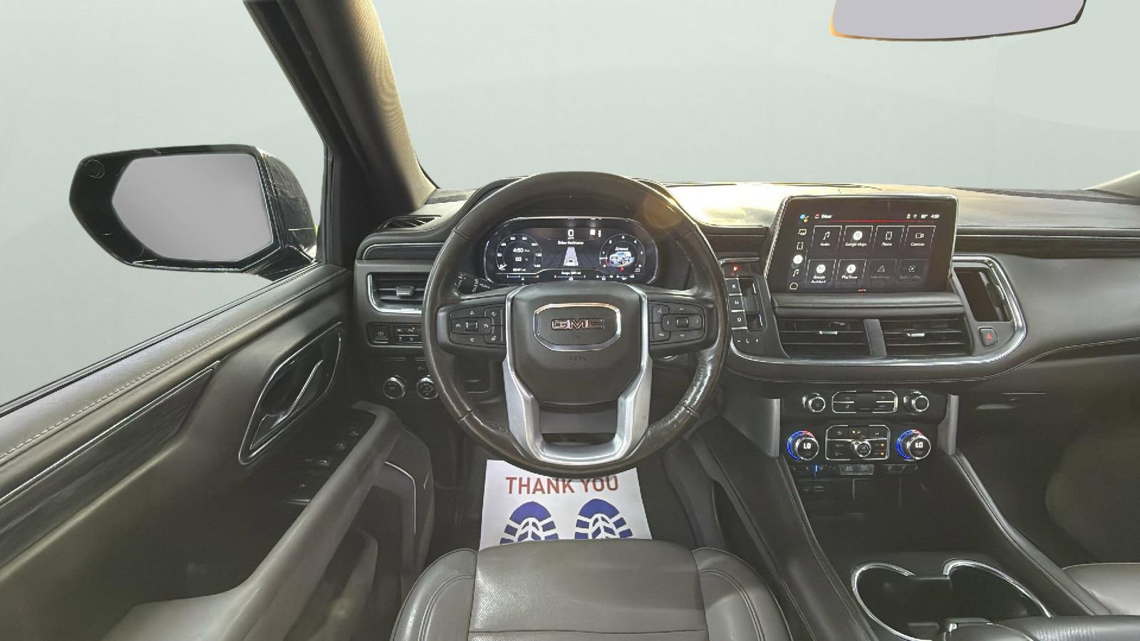 Used 2022 GMC Yukon XL SLT w/ SLT Luxury Package image 12