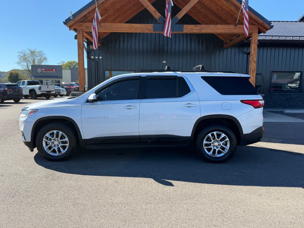 Used 2020 Chevrolet Traverse LT w/ LPO, 'HIT The Road' Package AWD/4WD image 26