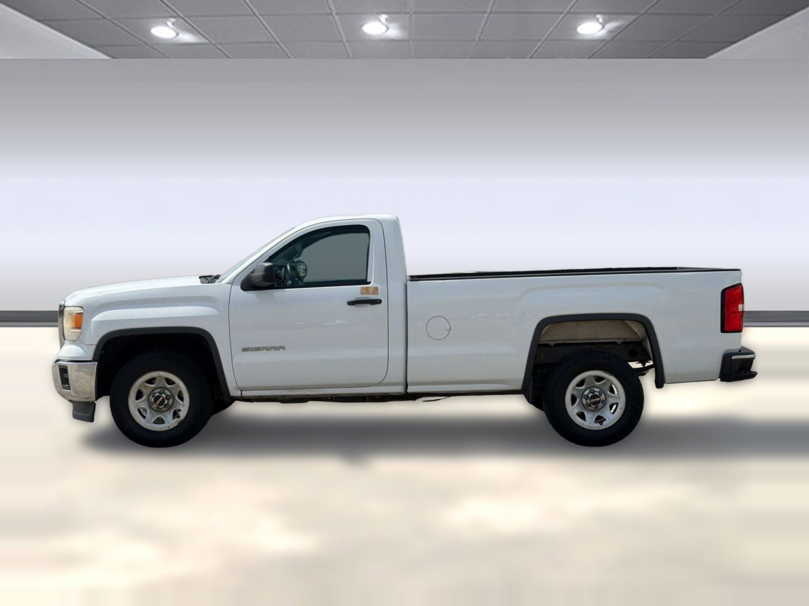 Used 2015 GMC Sierra 1500 2WD Regular Cab image 2