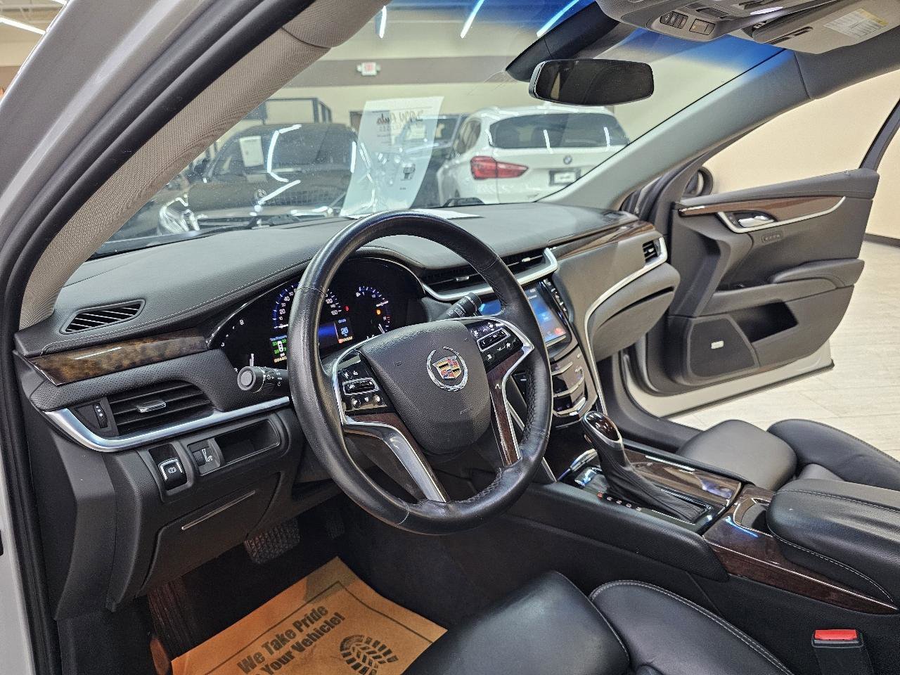 Used 2014 Cadillac XTS Luxury image 18