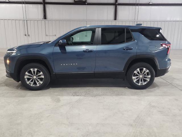 Used 2025 Chevrolet Equinox LT FWD image 2