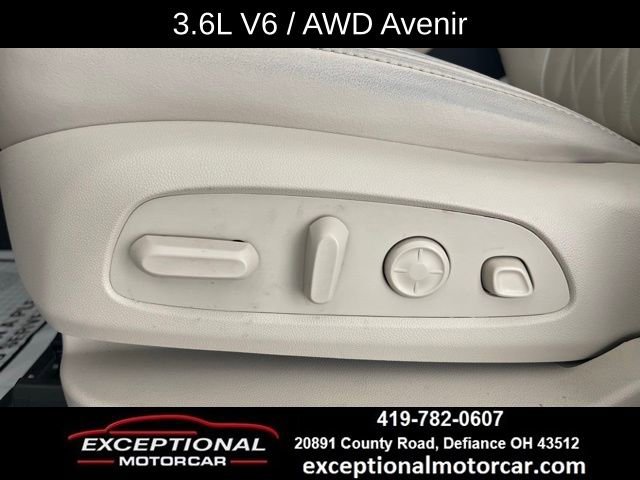 Used 2023 Buick Enclave Avenir w/ Avenir Technology Package image 34